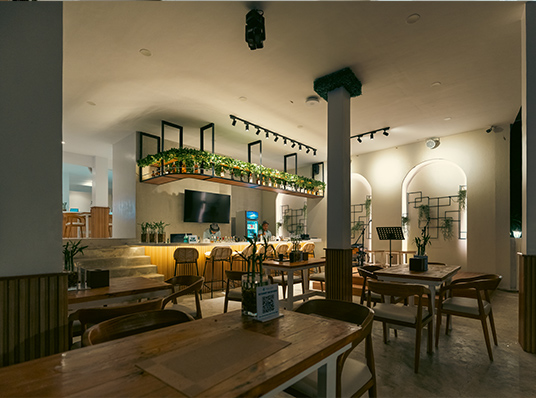 bar