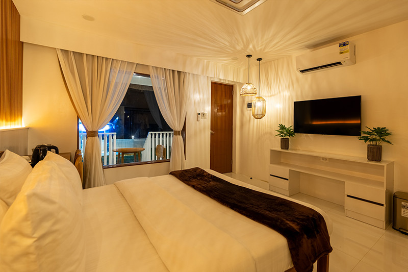 Premier Room